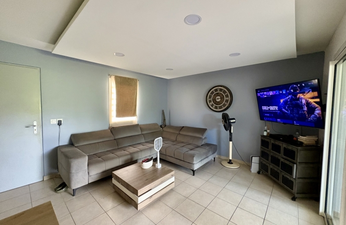 BEL APPARTEMENT T2 RENOVE RESIDENCE AVEC PISCINE PLAISANCE