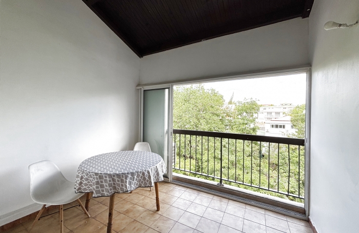 Charmant duplex au Gosier - Agence LONGFORT IMMOBILIER