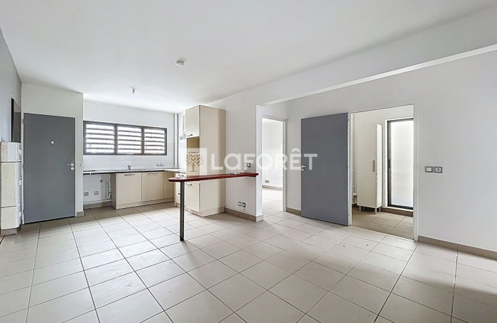 Location Appartement 53.6m² 3 pièces Saint François
