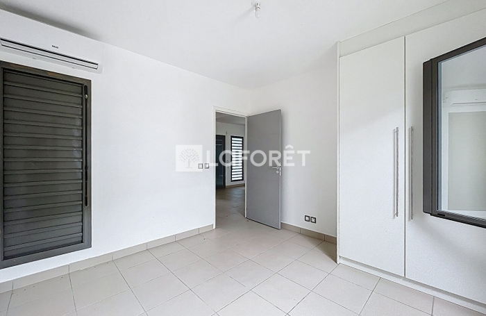 Location Appartement 53.6m² 3 pièces Saint François