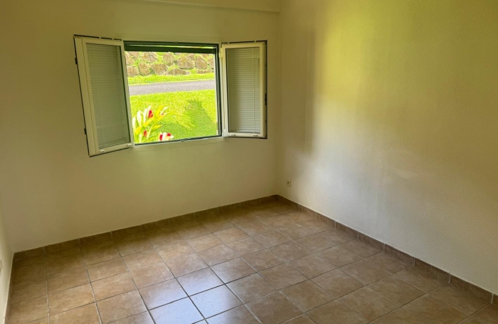 Gourbeyre, appartement T4 duplex, vue imprenable sur Les Saintes