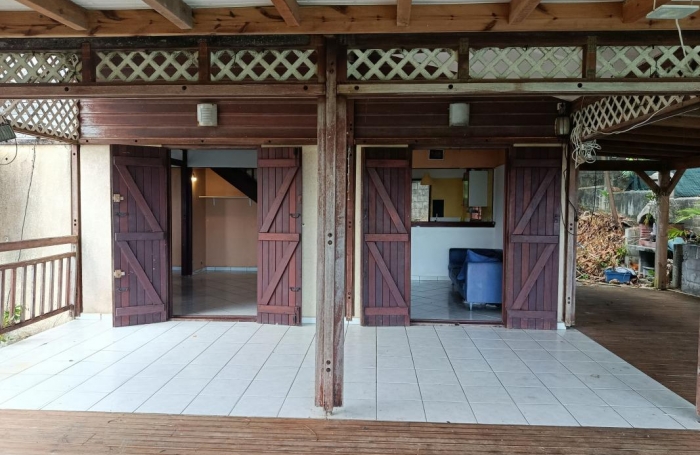 Vente Maison 130m&sup2; 3 pi&#232;ces Capesterre Belle Eau