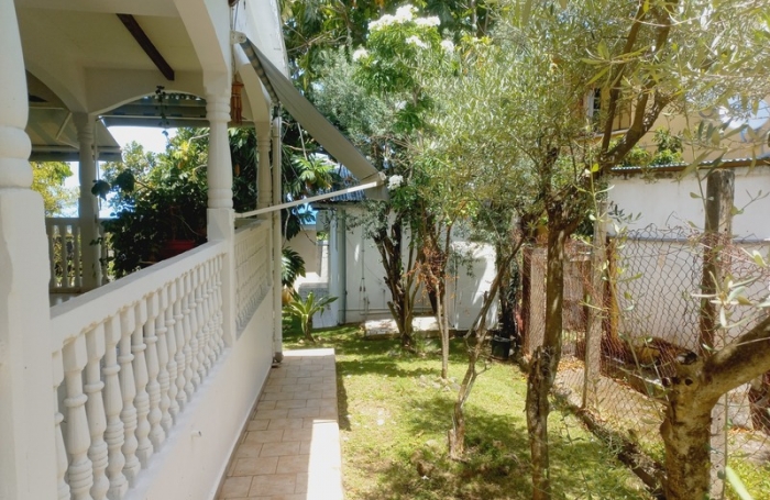 Vente Maison 153m&sup2; 6 pi&#232;ces Basse-Terre