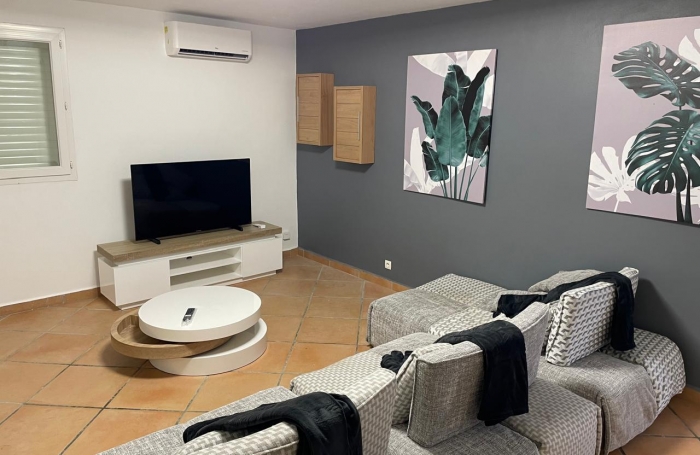 Location Maison 97190
