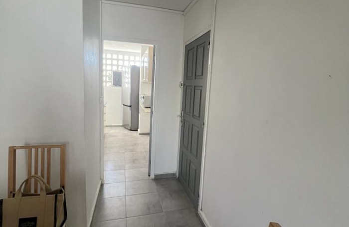 BEL APPARTEMENT T3 MEUBLE