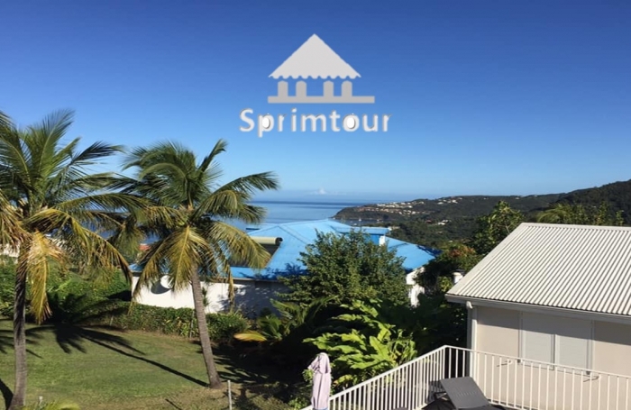 BOUILLANTE - COMPLEXE TOURISTIQUE ET VILLA - PISCINE - VUE MER