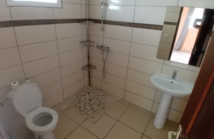LE GOSIER Haute de villa de type T4 97190