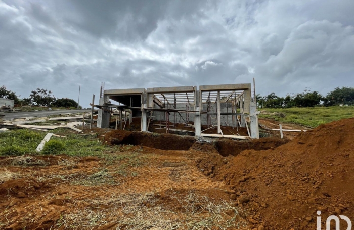 Vente Maison 95m&sup2; 4 pi&#232;ces Petit-Bourg