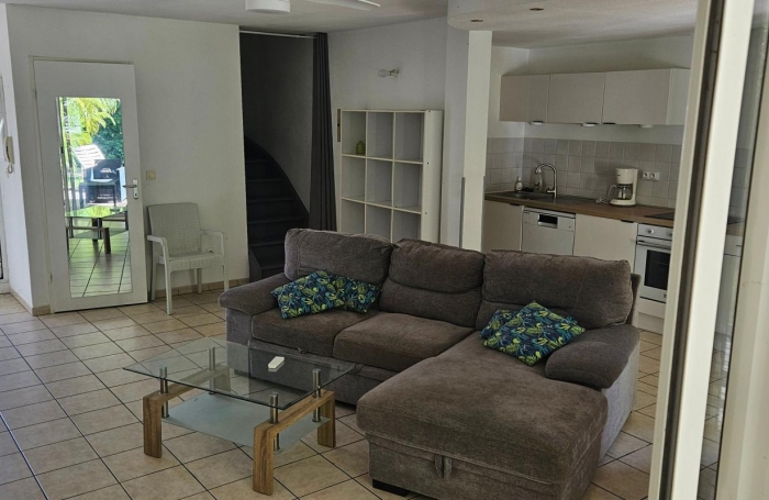 Vente Maison 81.6m&sup2; 4 pi&#232;ces Sainte Rose