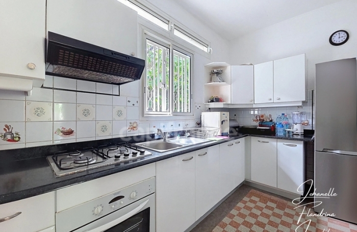 Vente Maison 184m&sup2; 9 pièces Basse-Terre