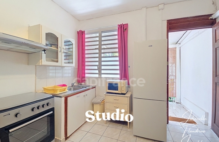 Vente Maison 184m&sup2; 9 pièces Basse-Terre