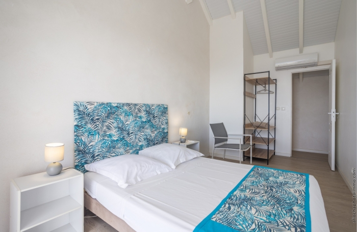 Bouillante Exceptionnel ensemble immobilier de 6 appartements avec Vue Imprenable sur la mer !