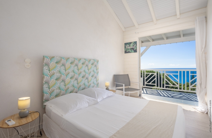 Bouillante Exceptionnel ensemble immobilier de 6 appartements avec Vue Imprenable sur la mer !