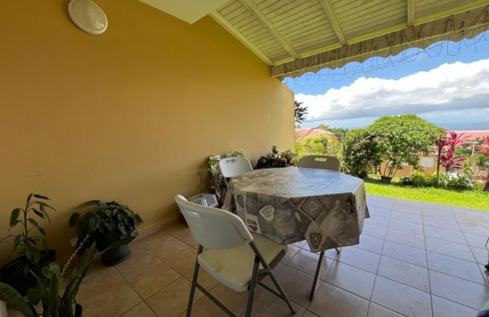 Vente Appartement 91.75m&sup2; 4 pi&#232;ces Gourbeyre