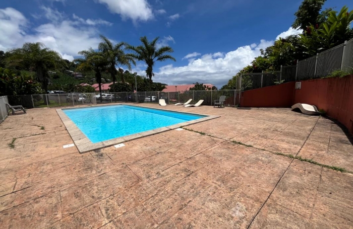 Vente Appartement 91.75m&sup2; 4 pi&#232;ces Gourbeyre