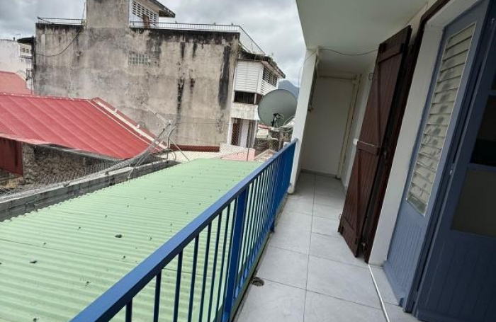 Location Appartement 30.34m&sup2; 1 pi&#232;ce Basse-Terre