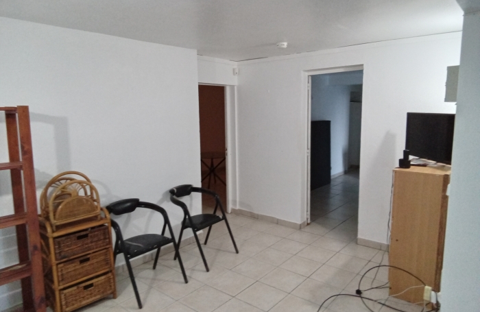 CAPESTERRE BELLE EAU TROU A CHAT - T3 MEUBLE VUE MER