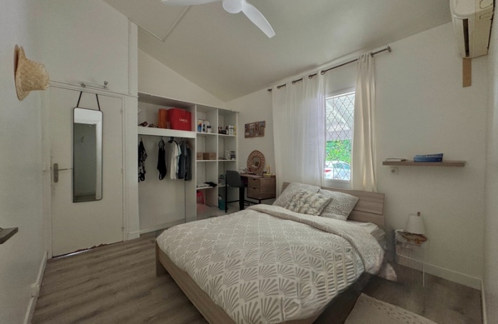 Vente Divers 232m&sup2; 11 pi&#232;ces Saint François