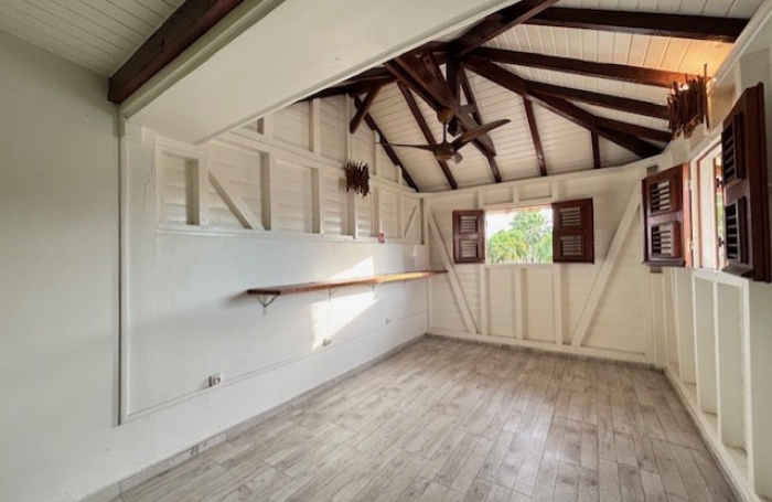 Local professionnel de 174m2 avec l'agence LONGFORT IMMOBILIER