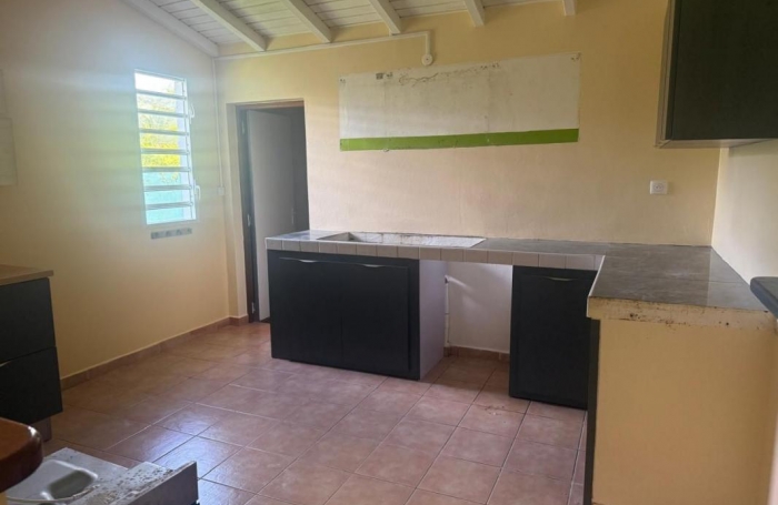 Location Maison 94m&sup2; 5 pi&#232;ces Saint Claude