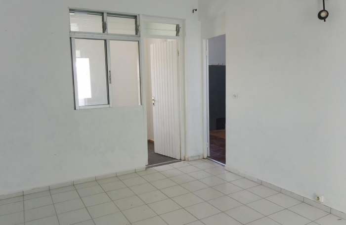 Location Maison 200m&sup2; 10 pièces Gosier