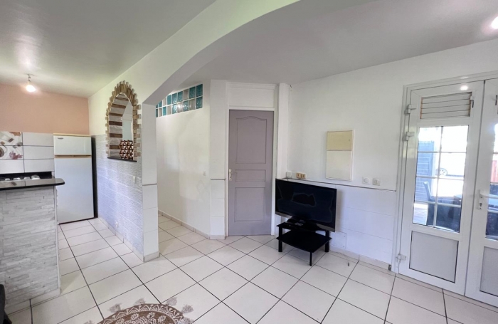 Appartement 3 pièces tout confort avec terrasse  à Morne à l'Eau - Agence LONGFORT IMMOBILIER