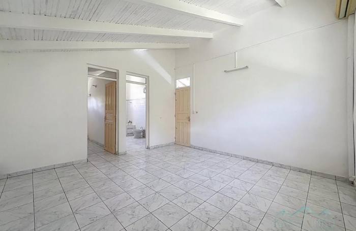 Vente Maison 265m&sup2; 10 pi&#232;ces Gosier