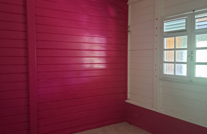 MAISON F4 DANS LOTISSEMENT, IDEALEMENT SITUEE