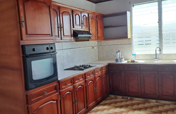 Vente Immeuble 97190