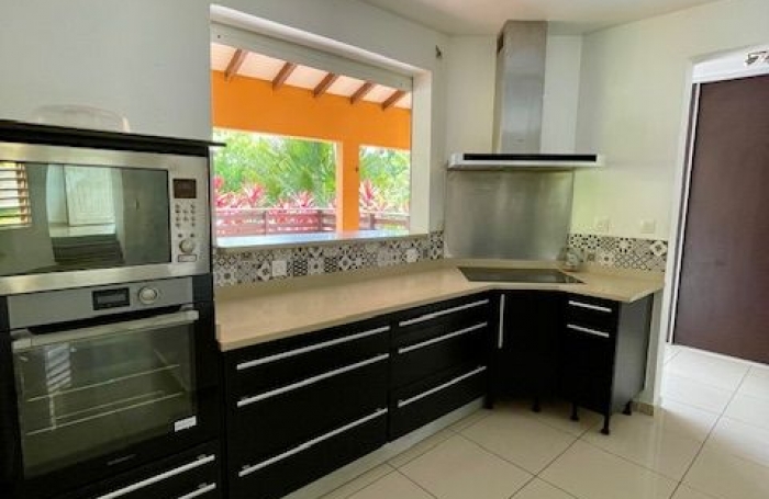 Vente Maison 118.8m&sup2; 5 pi&#232;ces Lamentin