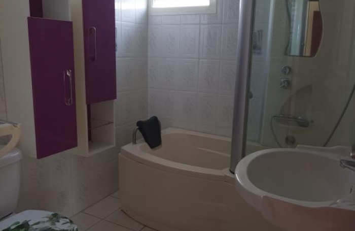 Location Appartement 80.97m&sup2; 3 pièces Sainte Anne