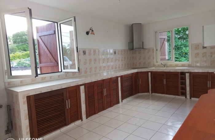 Location Appartement 80.97m&sup2; 3 pièces Sainte Anne