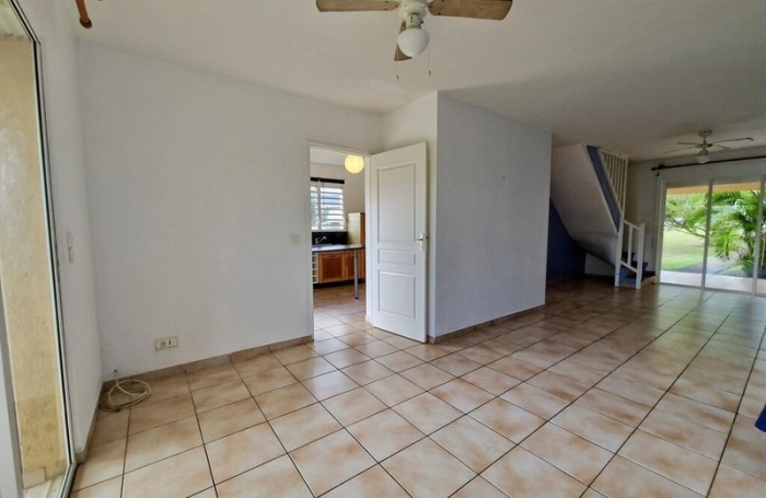 Vente Maison 104m&sup2; 6 pi&#232;ces Baie Mahault