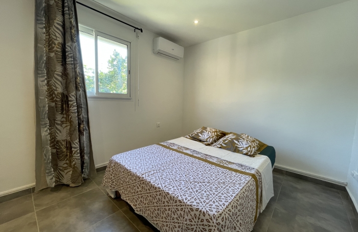 MAGNIFIQUE APPARTEMENT T4 MODERNE ENTIEREMENT MEUBLE PETIT-BOURG