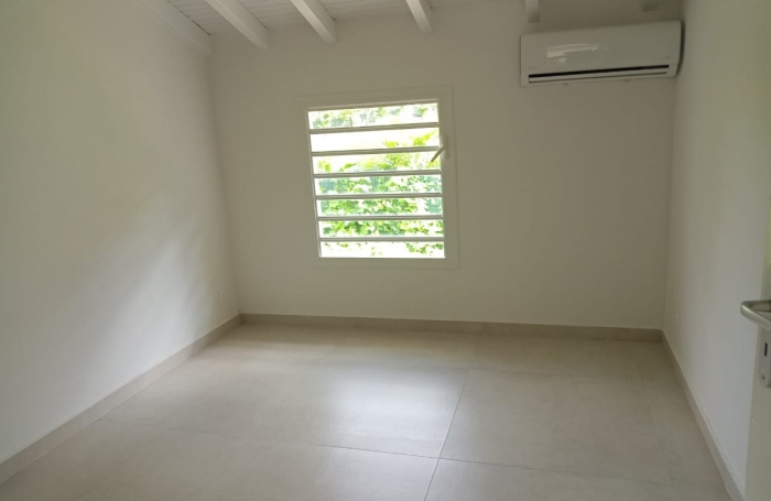 VILLA T4 en R+1 - VERNOU 97170 PETIT-BOURG