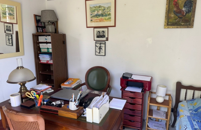 BAILLIF Villa T3 + Bureau + Garage