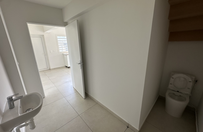 VILLA MITOYENNE T4 en R+1  -  BOIS SERGENT 97170 PETIT-BOURG