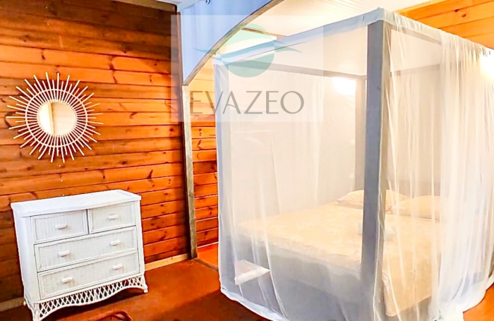 Propriété 320m2 - 7 chambres - Vue mer - Piscine - SAINTE-ROSE