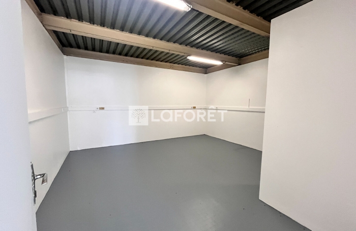 Location Divers 70.6m² Baie Mahault