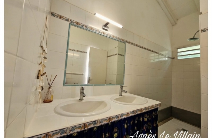 Vente Maison 126m&sup2; 7 pi&#232;ces Deshaies