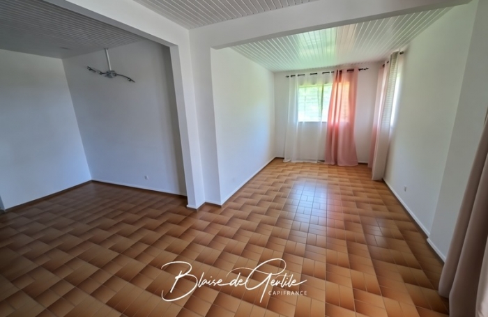 Vente Maison 115m&sup2; 4 pi&#232;ces Saint Claude