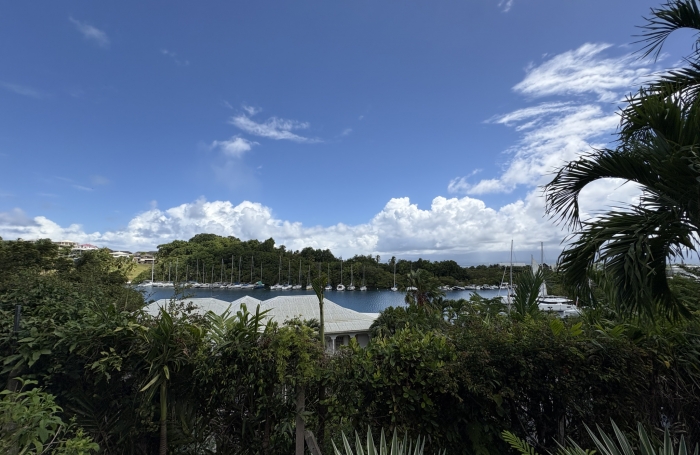 BEL APPARTEMEN T1 LA MARINA RESIDENCE AVEC PISCINE