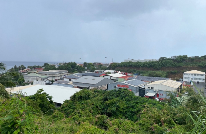 Vente Terrain 470m² Basse-Terre