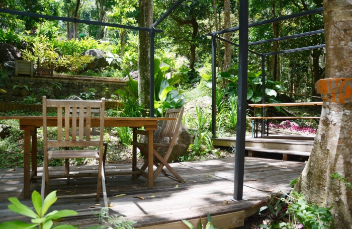 Vente Terrain 5005m² 9 pièces Pointe-Noire