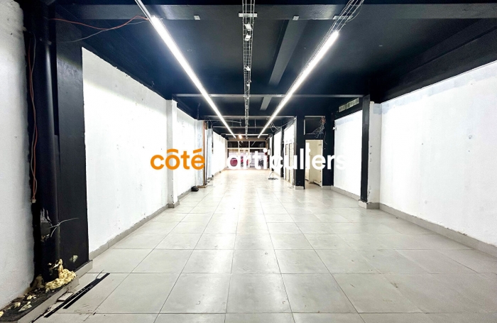 Vente Local commercial 111m² 1 pièce Pointe-à-Pitre
