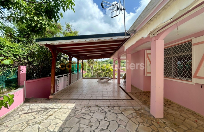 Location Appartement 103.75m² 4 pièces Gosier