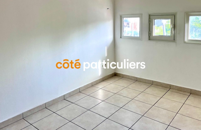 Vente Maison 78.76m² 4 pièces Le Moule
