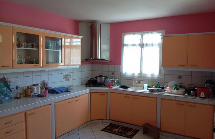 Vente Maison 185.84m&sup2; 8 pièces Sainte Rose