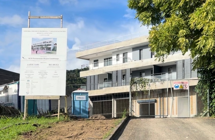 Vente Local commercial 97120