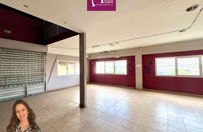 Location Local commercial 97115